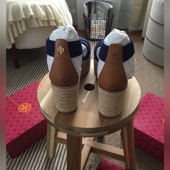 TORY BURCH - Picture 7 of 16